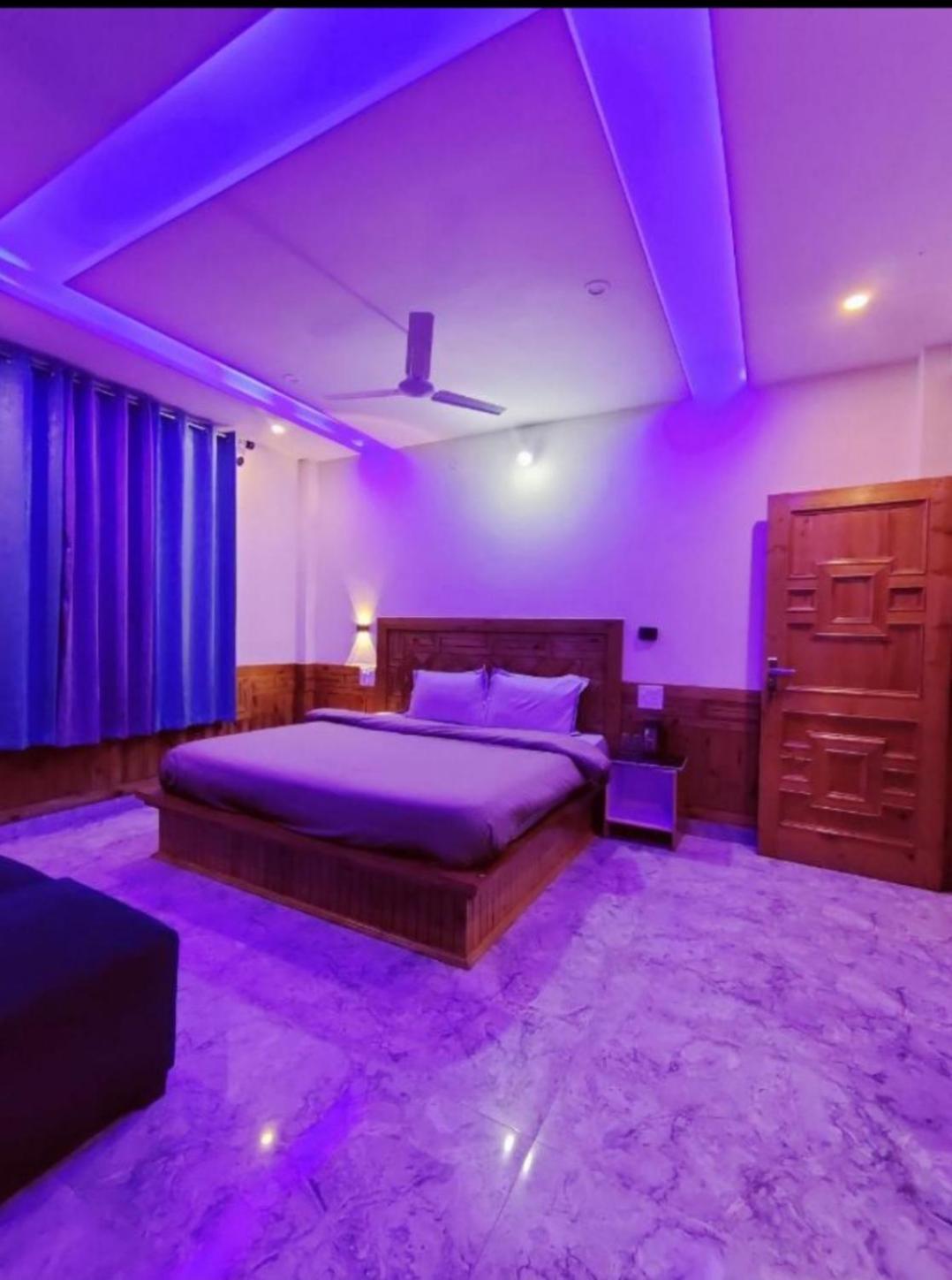 Delight Homestay Kasol Eksteriør billede