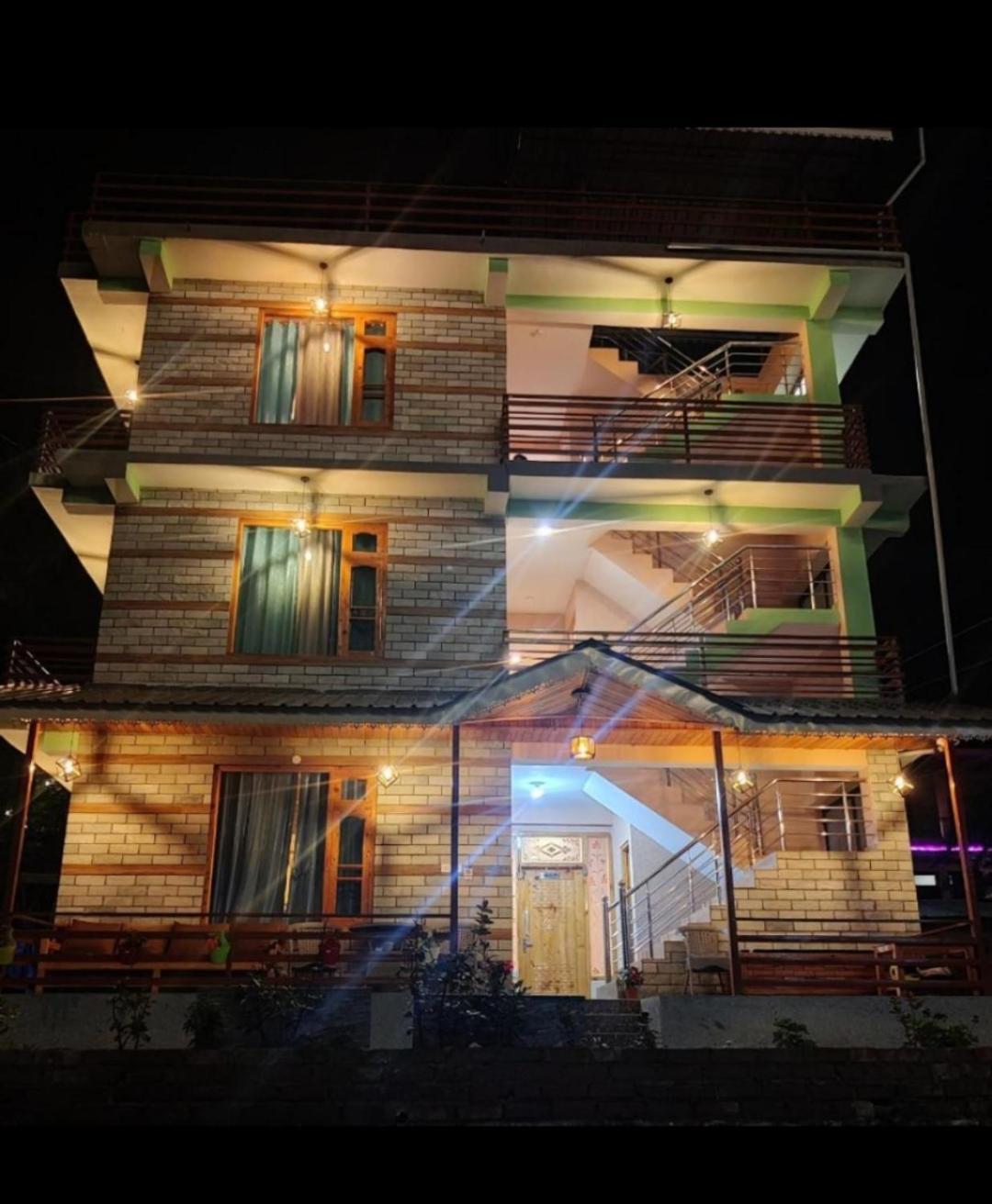 Delight Homestay Kasol Eksteriør billede
