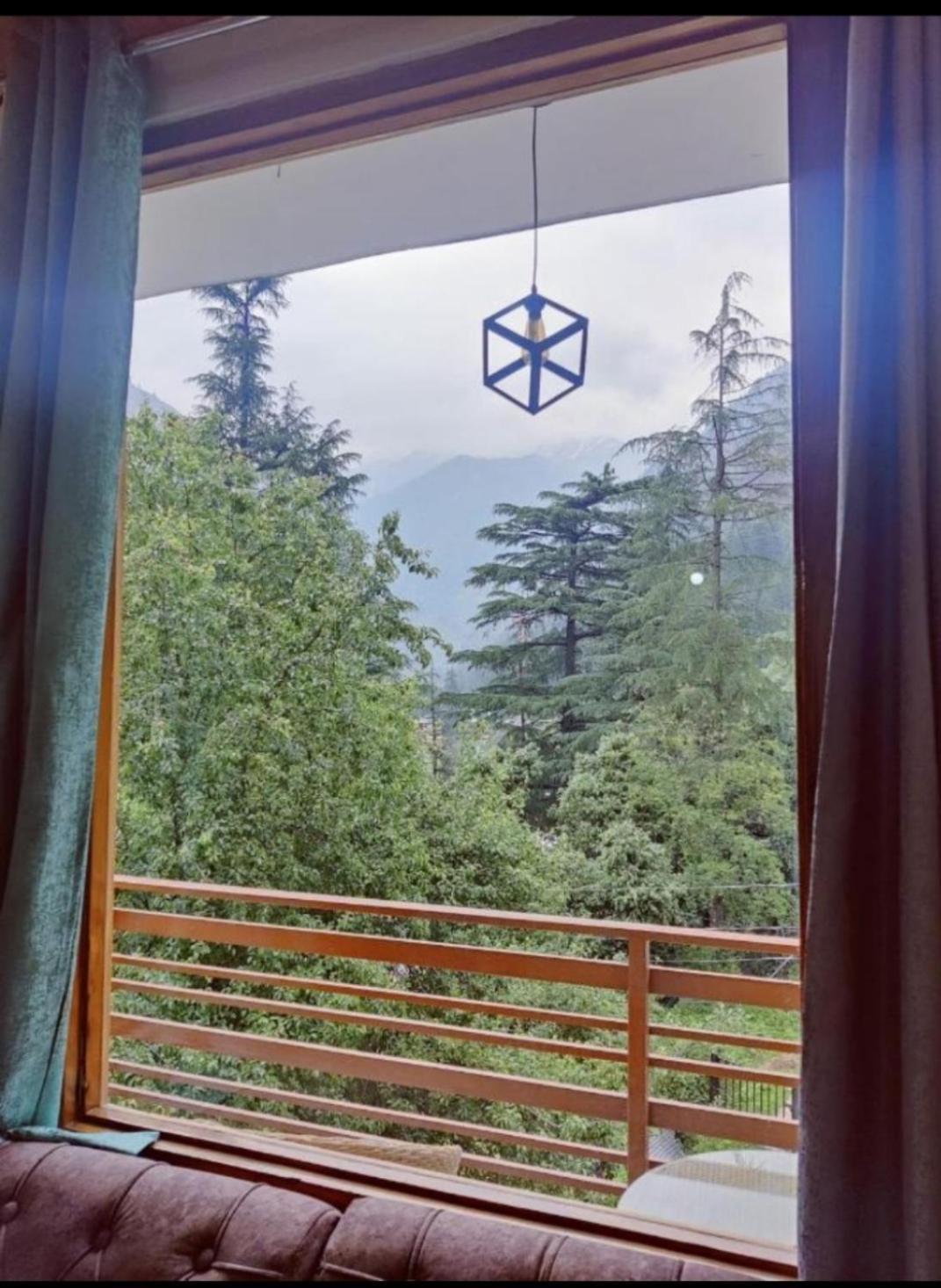 Delight Homestay Kasol Eksteriør billede