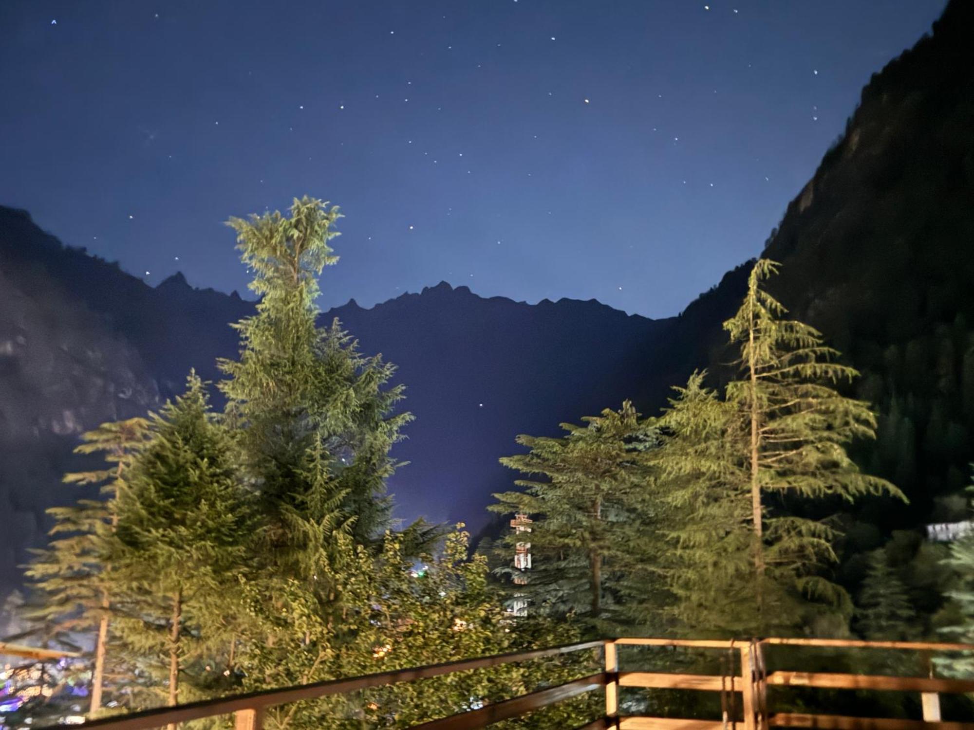 Delight Homestay Kasol Eksteriør billede