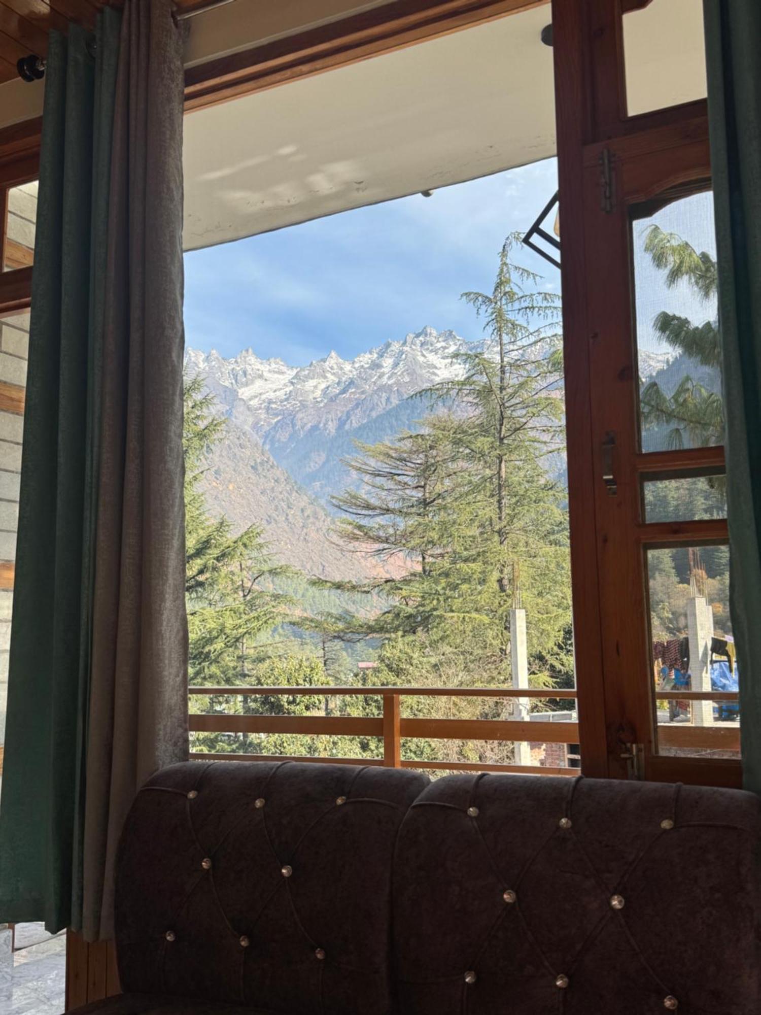 Delight Homestay Kasol Eksteriør billede